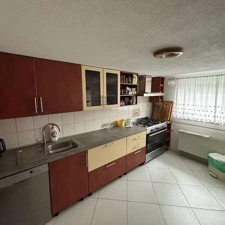 Zeleny Domcek Heľpa