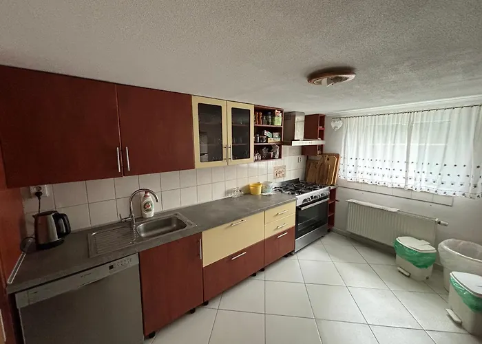 Zeleny Domcek Heľpa